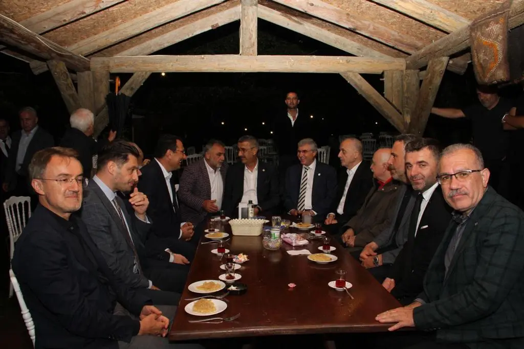 Haber: Şenay Sakal’dan Düğün Cemiyeti sonrası Teşekkür - Galeri-4