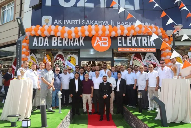 Haber: Ada Berrak Elektrik Avize Aydınlatma Adapazarı’nda hizmete açıldı - Galeri-1