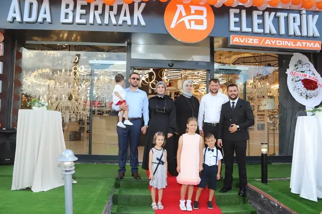 Haber: Ada Berrak Elektrik Avize Aydınlatma Adapazarı’nda hizmete açıldı - Galeri-2