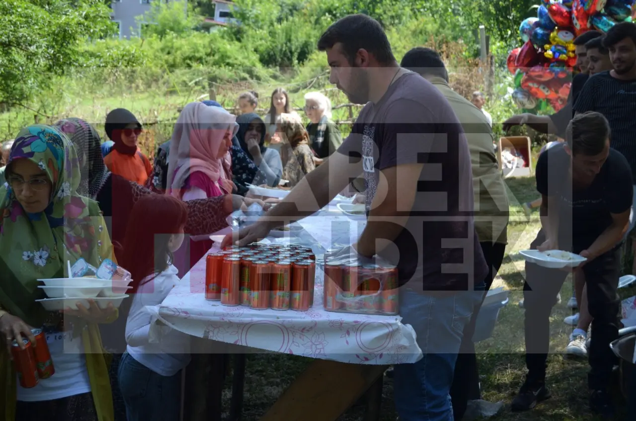 Haber: Şeyh İzzettin İsmail Efendi Dualarla Anıldı - Galeri-3