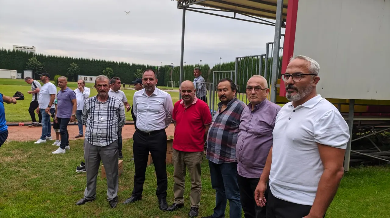 Haber: Hendekspor, Antrenman Öncesi Kurban Kesti - Galeri-3