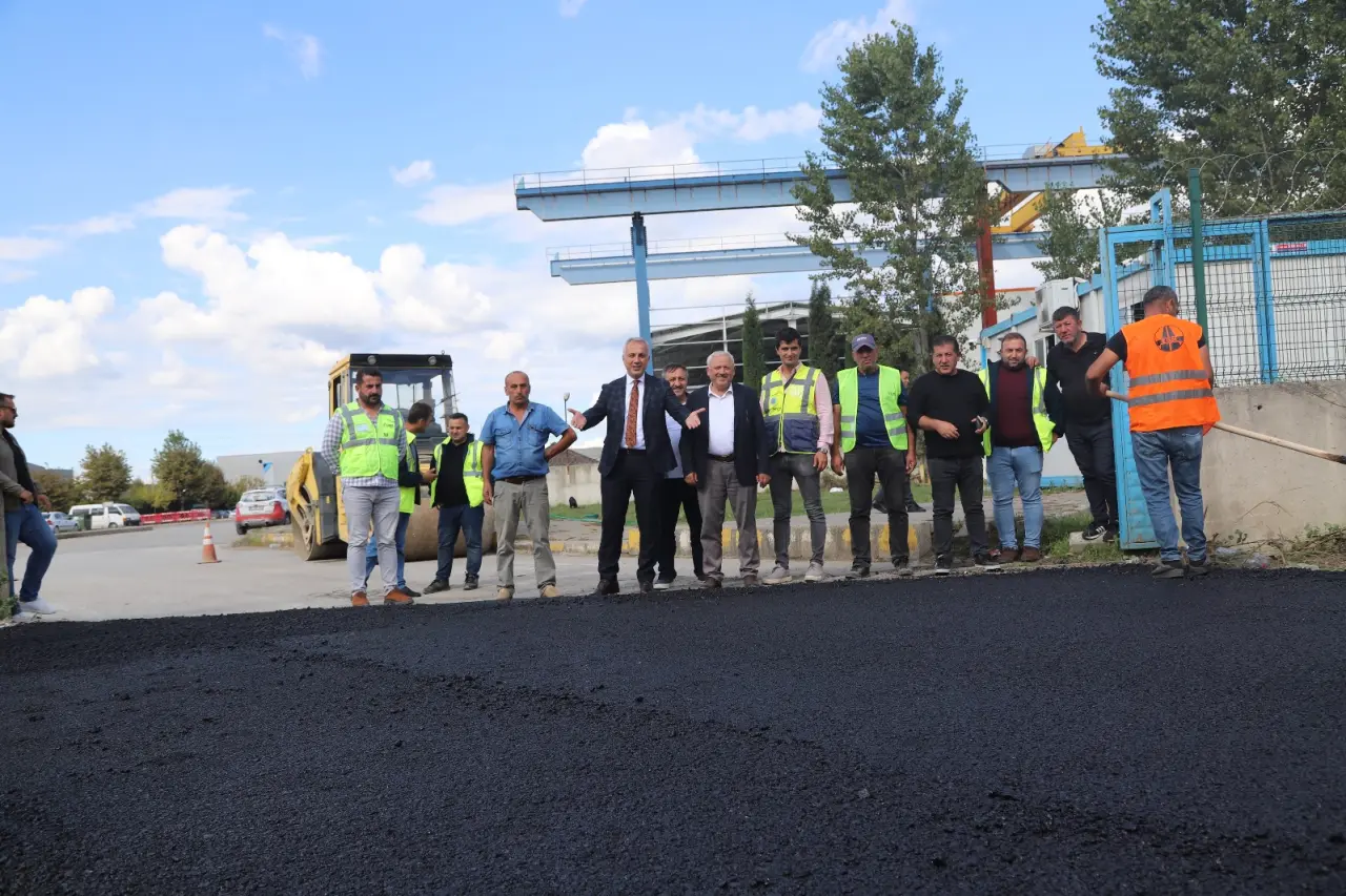 Haber: YAYALAR MAHALLESİNDE HİZMET TAMAM - Öne Çıkan
