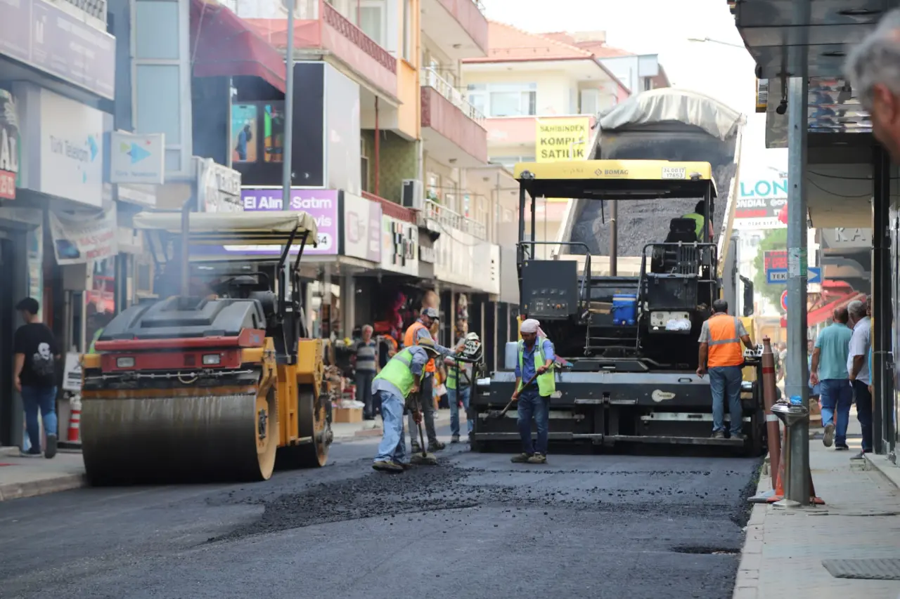 Haber: Hendek Belediyesinden O Caddeye Yenilik - Galeri-1