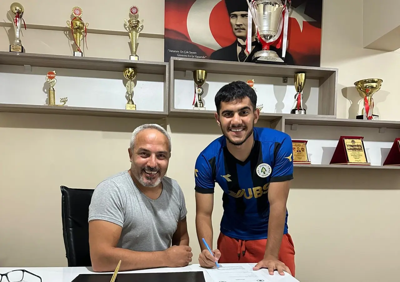 Haber: Genç Gökhan Hendekspor'da - Öne Çıkan
