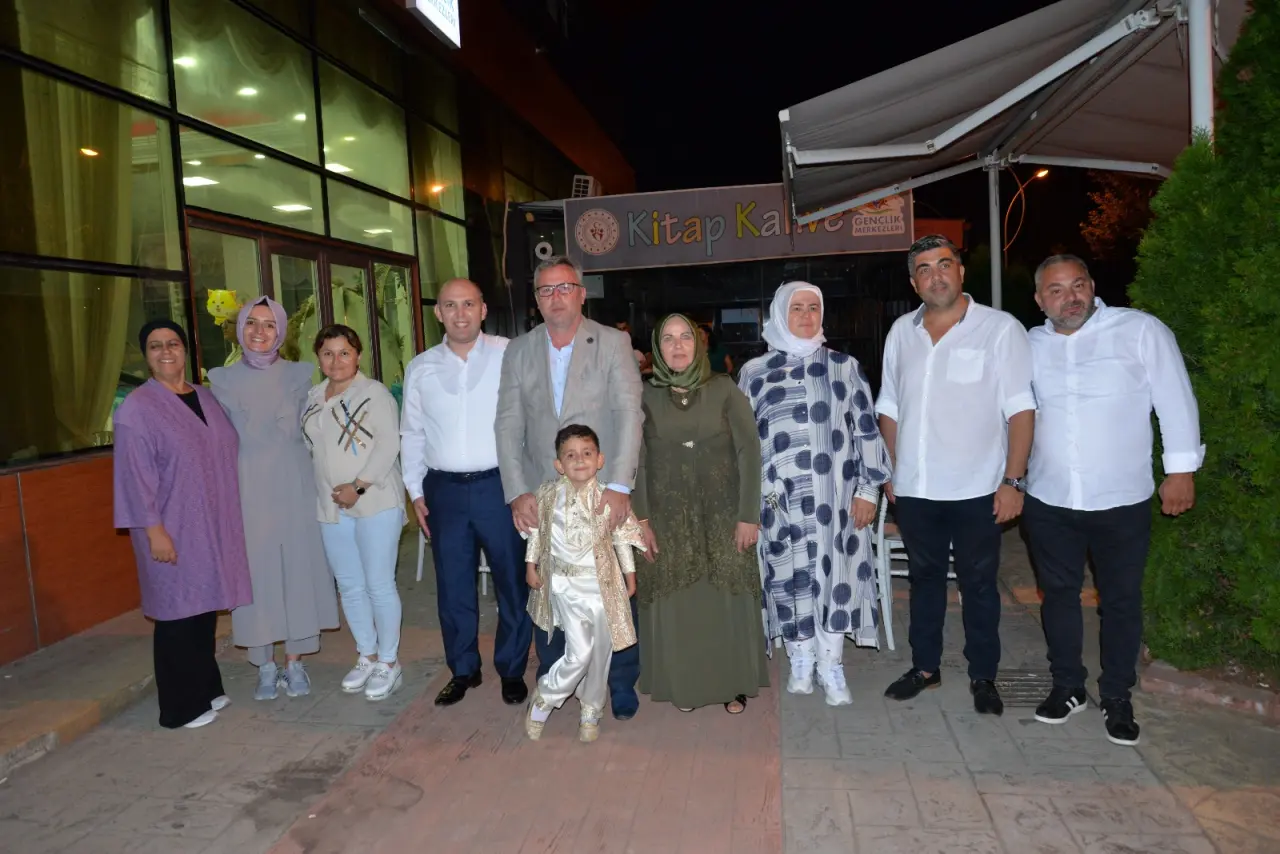 Haber: Kemal Delikanlılığa adım attı - Galeri-3