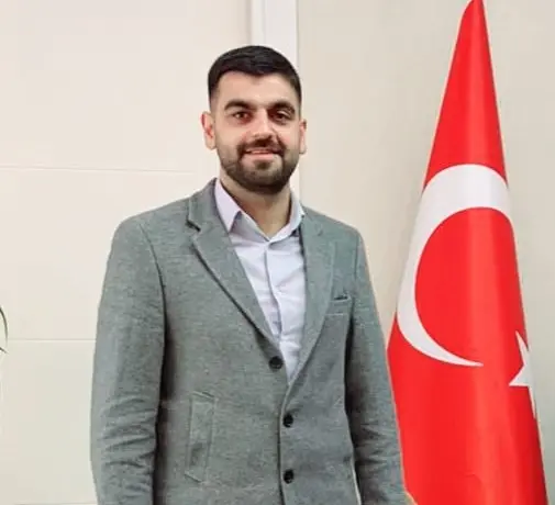 Haber: Eski Futbolcu Muhtar Adayı olduğunu açıkladı - Öne Çıkan