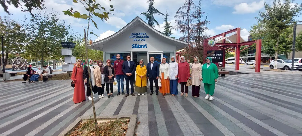 Haber: AK Parti İl Kadın Kolları Hendek’teydi - Galeri-1