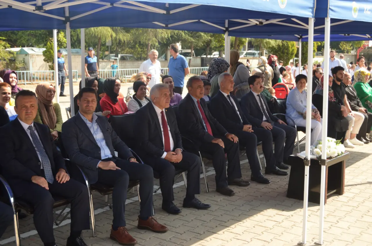 Haber: Hendek’te İlköğretim Haftası Kutlandı - Galeri-2