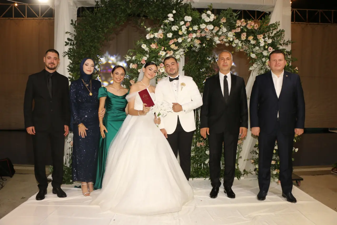 Haber: Medine ve Talha ömür boyu mutluluğa evet dedi - Galeri-1