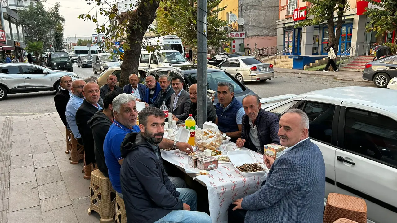 Haber: Canlı, Hendek siyasetini canlandırdı - Galeri-1