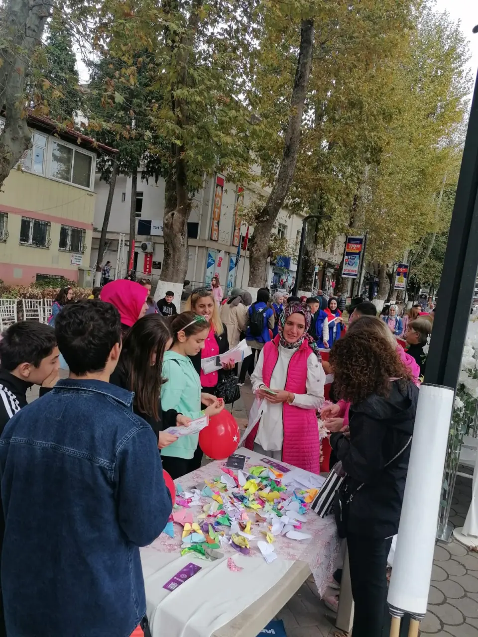 Haber: Hendekte Dünya Ruh Sağlığı Günü Ve Meme Kanseri Farkındalığı Bir Arada - Galeri-2
