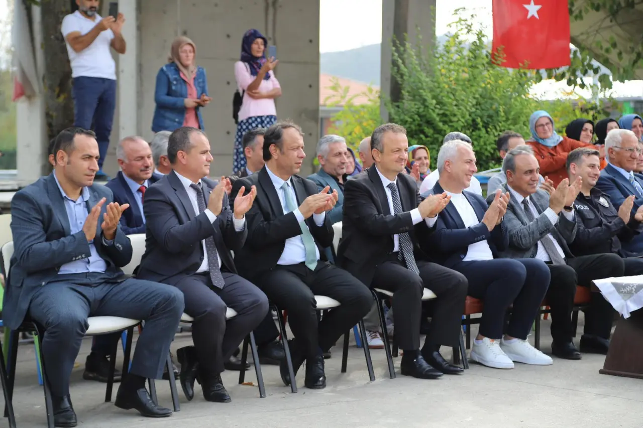 Haber: Beylice Ortaokulunda Cumhuriyetin 100. Yılı Coşkusu - Galeri-2