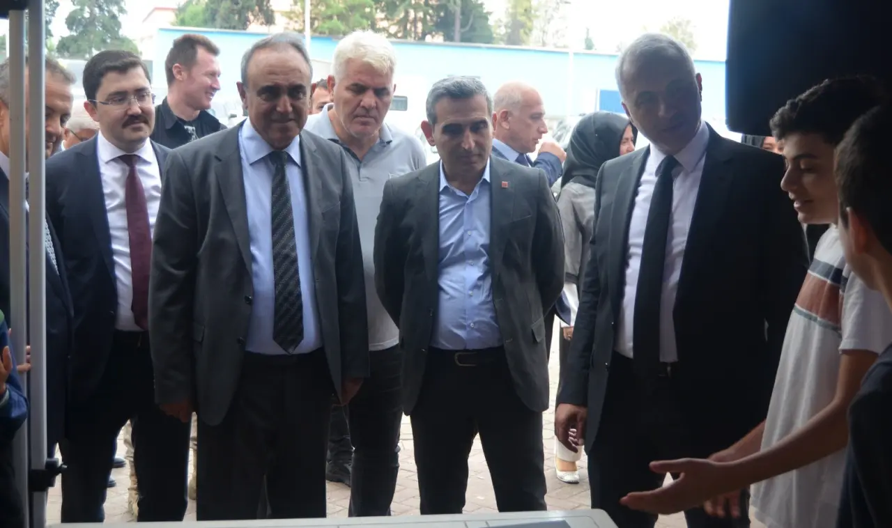 Haber: 100.NCÜ YIL BİLİM ŞENLİĞİ BAŞLADI - Galeri-1