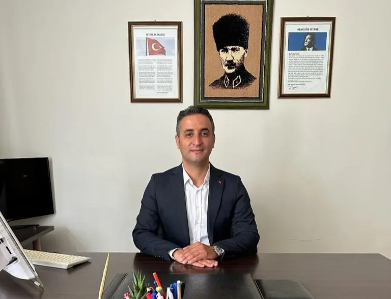 Haber: İMGE OKULLARI KURUCU MÜDÜRÜ KADİR VAROĞLU’NUN CUMHURİYET’İN 100.YILI KUTLAMA MESAJI - Öne Çıkan