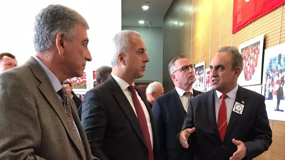 Haber: Bayrağın gölgesinde, atamızın izinde 100 yıl fotoğraf sergisi açıldı - Galeri-2