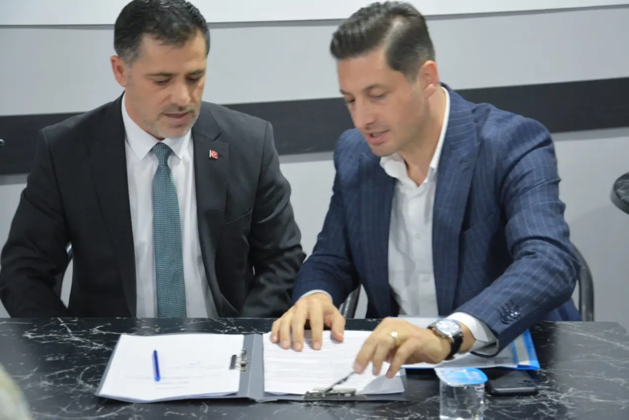 Haber: Sofu Resmi Başvurusunu yaptı - Galeri-3