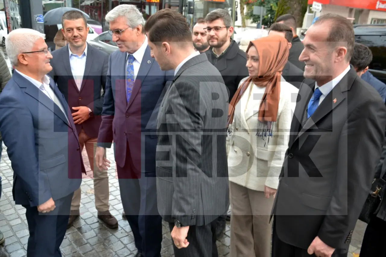 Haber: Danyeri Başkan Aday Adaylığı için istifa etti - Öne Çıkan