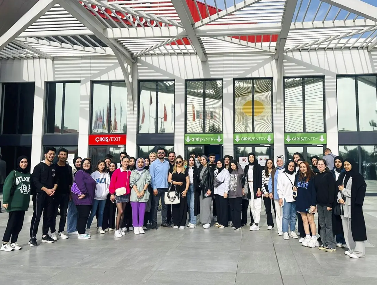 Haber: Hendek MYO Unicera Fuarı’na katıldı - Öne Çıkan