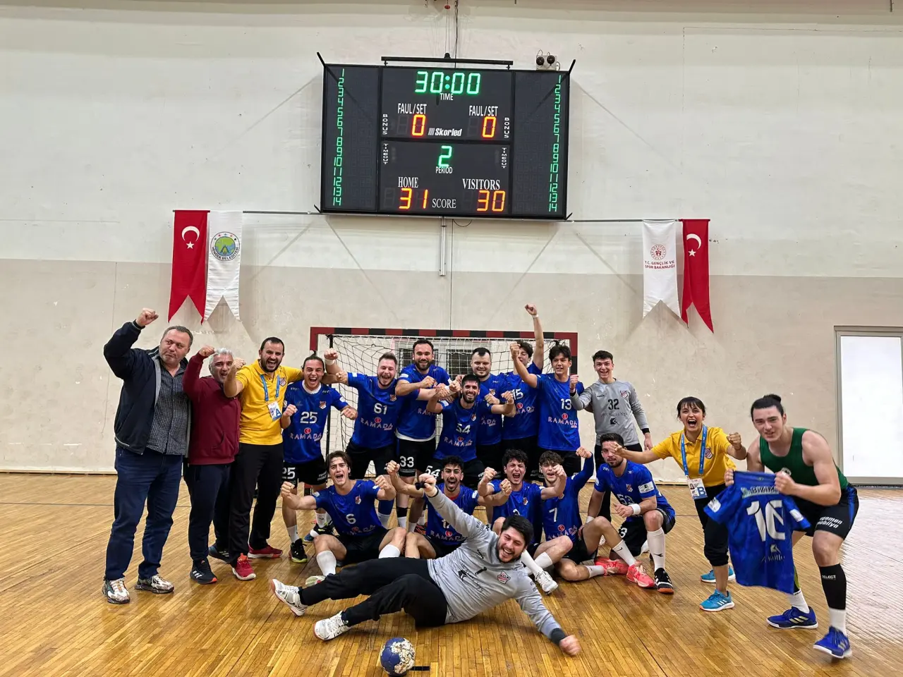 Haber: 1954 Hendekspor'dan Çok önemli galibiyet - Öne Çıkan