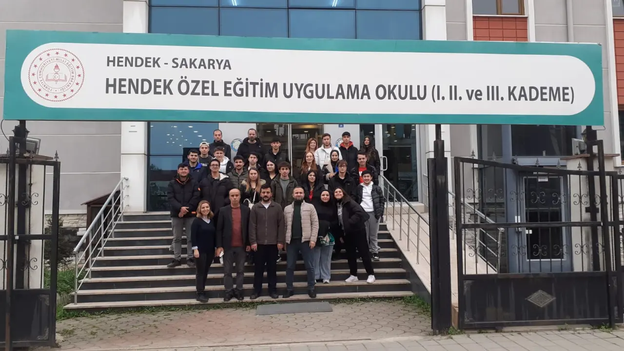Haber: Hendek MYO'dan Özel Okula ziyaret - Öne Çıkan