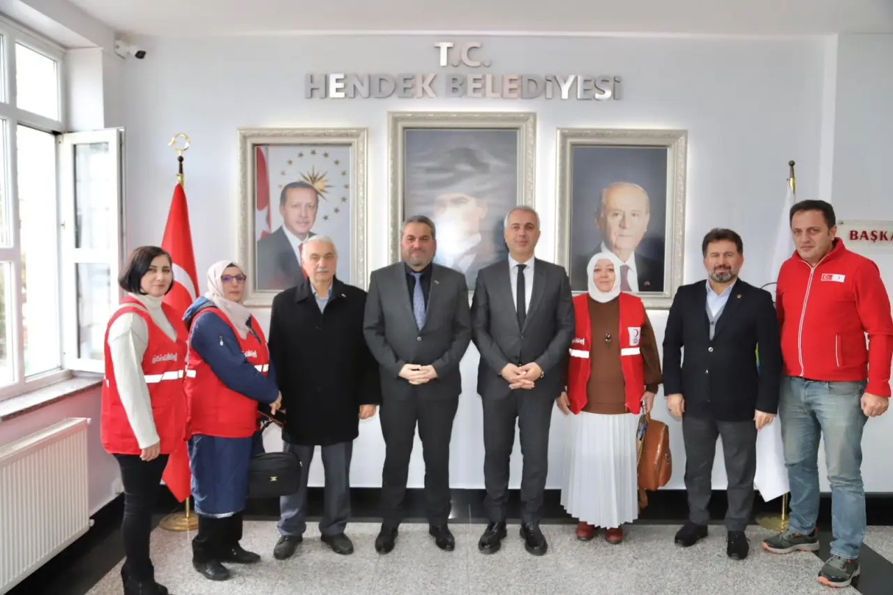 Haber: Kızılay'dan Babaoğlu'na ziyaret - Öne Çıkan