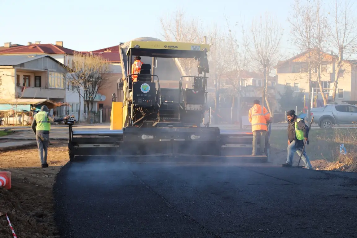 Haber: YENİMAHALLE YOLLARI ASFALTLANIYOR - Galeri-1