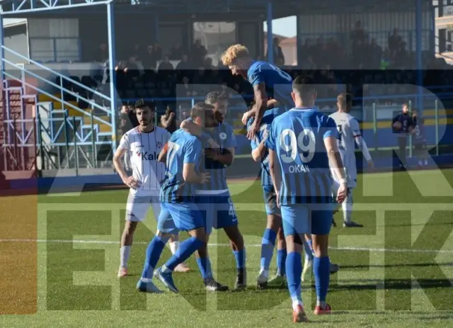 Hendekspor üç attı üç aldı