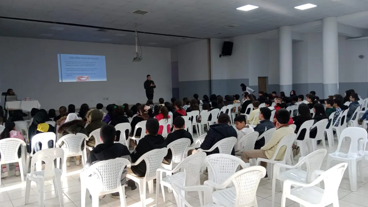 Haber: HENDEKTE OKUL ÇOCUKLARINA AĞIZ VE DİŞ SAĞLIĞI EĞİTİMİ - Galeri-1