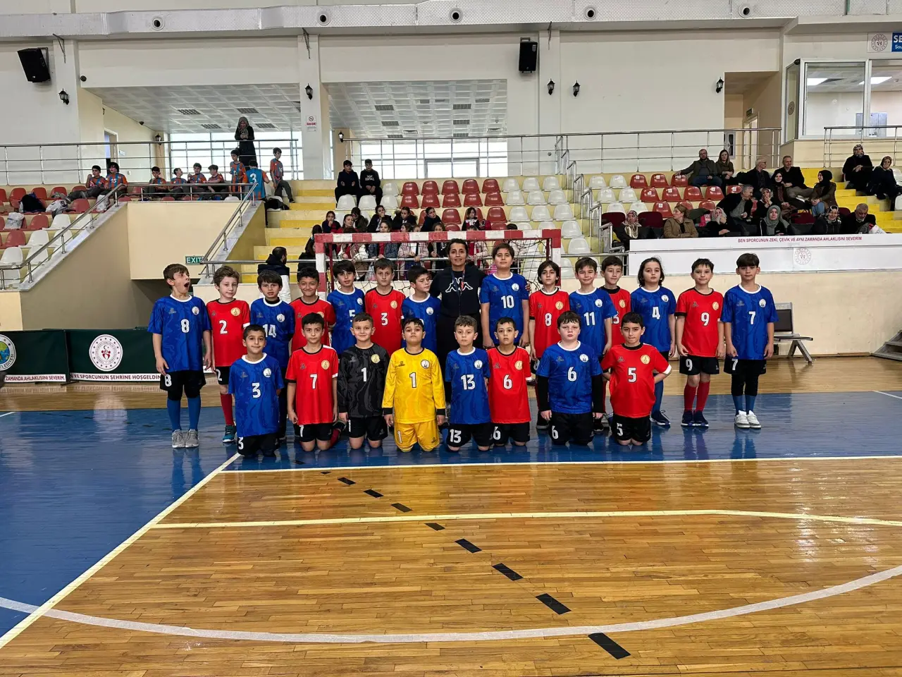 Haber: Hentbolda Cumhuriyet ve Noksel farkı - Öne Çıkan