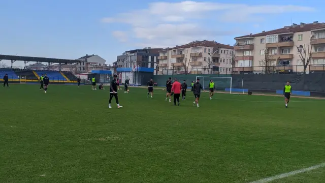 Hendekspor, Yalova Yeşilovaspor hazırlıklarını sürdürüyor
