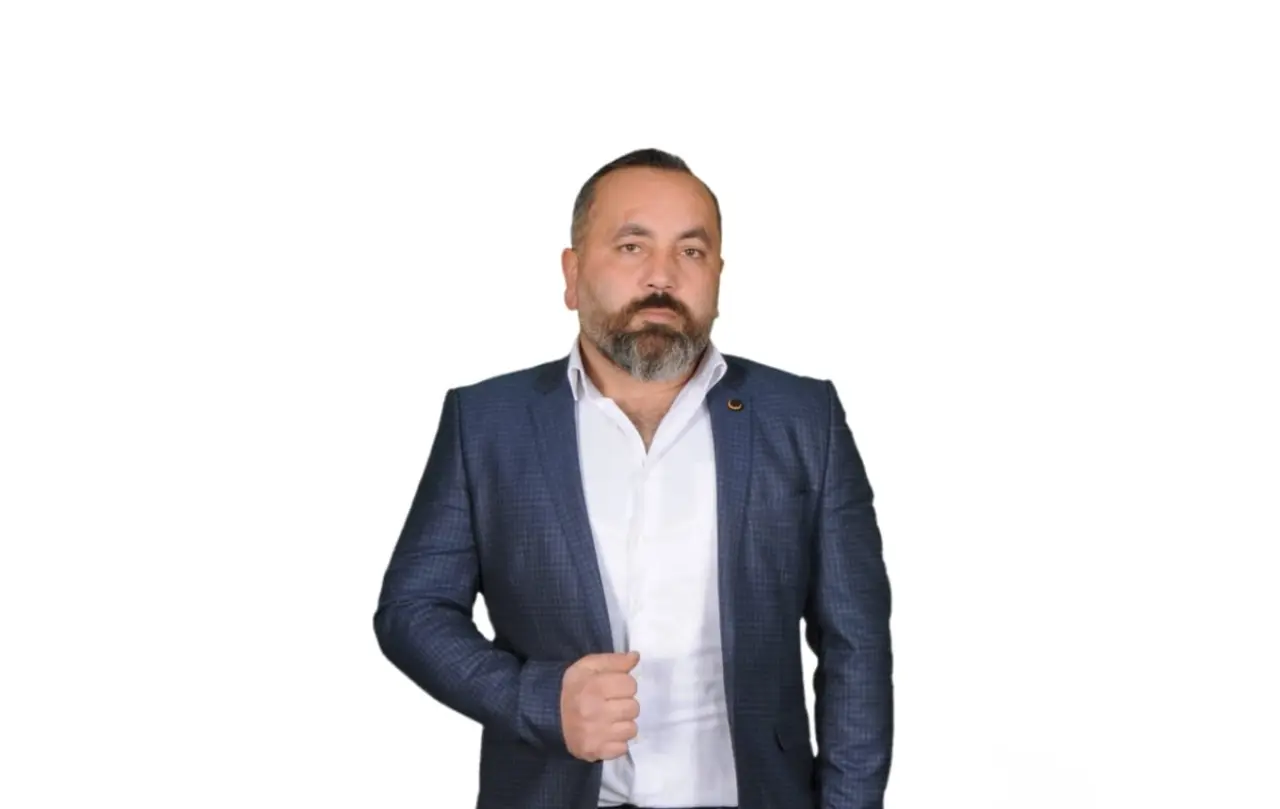 Haber: Çukur, Muhtar Adayı Olduğunu Açıkladı - Öne Çıkan