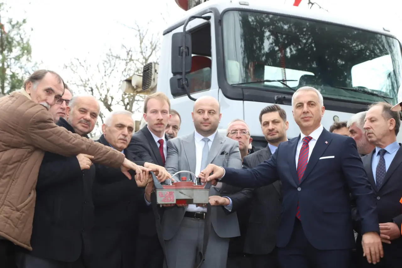 Haber: Şeyh İzzettin İsmail Türbesi Yenileme Projesi Başladı - Öne Çıkan