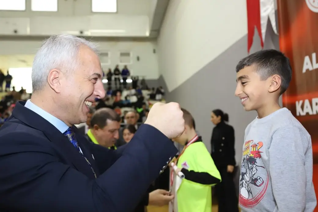 Haber: Şehit Ali Gaffar Okkan İller Arası Karate Turnuvası Hendek’te Yapıldı - Galeri-3