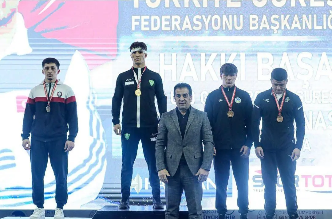 Haber: Güreş'te, Sakarya Büyükşehir Belediyesi Spor Kulübü Türkiye Üçüncüsü oldu - Galeri-2