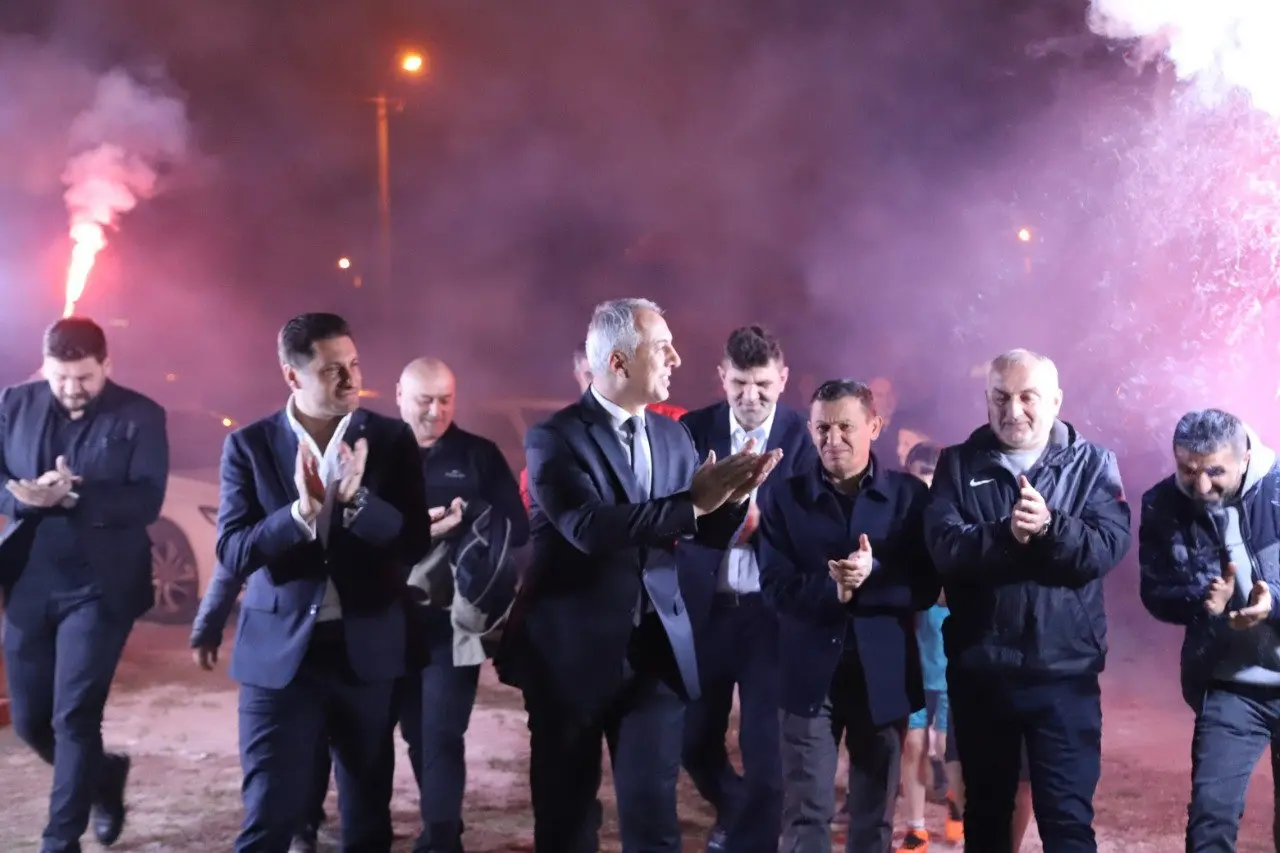 Haber: Başkan Babaoğlu Akpınar’da Konuştu: Her Mahallemize Koştuk, Sorun Nerdeyse Orda Olduk - Galeri-1