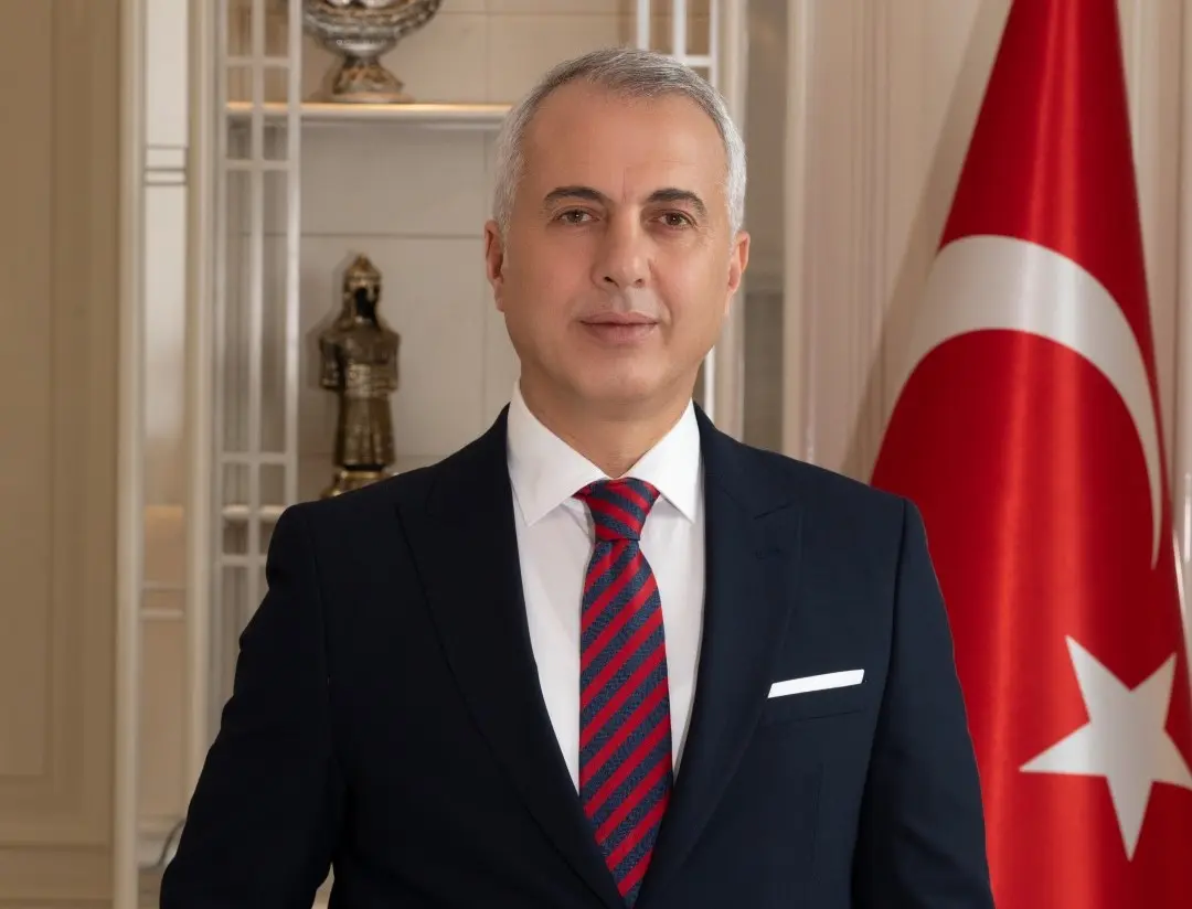 Haber: BAŞKAN BABAOĞLU: ZİMMETTEN TUTUKLANAN O ŞAHIS HEM SUÇLUDUR HEM DE MÜFTERİDİR - Öne Çıkan