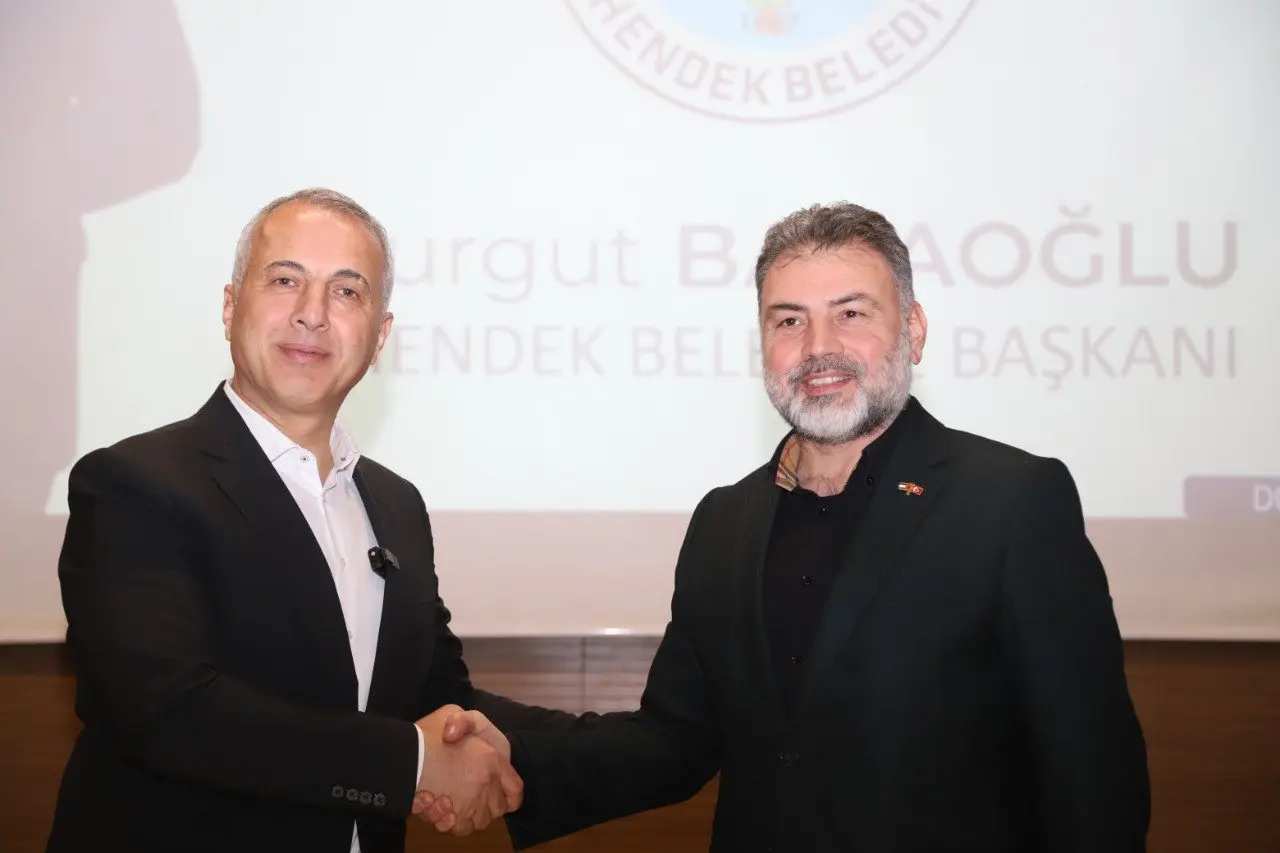 Haber: BAŞKAN BABAOĞLU, BELEDİYE ÇALIŞANLARI İÇİN YÜZDE 90 MAAŞ ARTIŞINA İMZA ATTI - Galeri-3