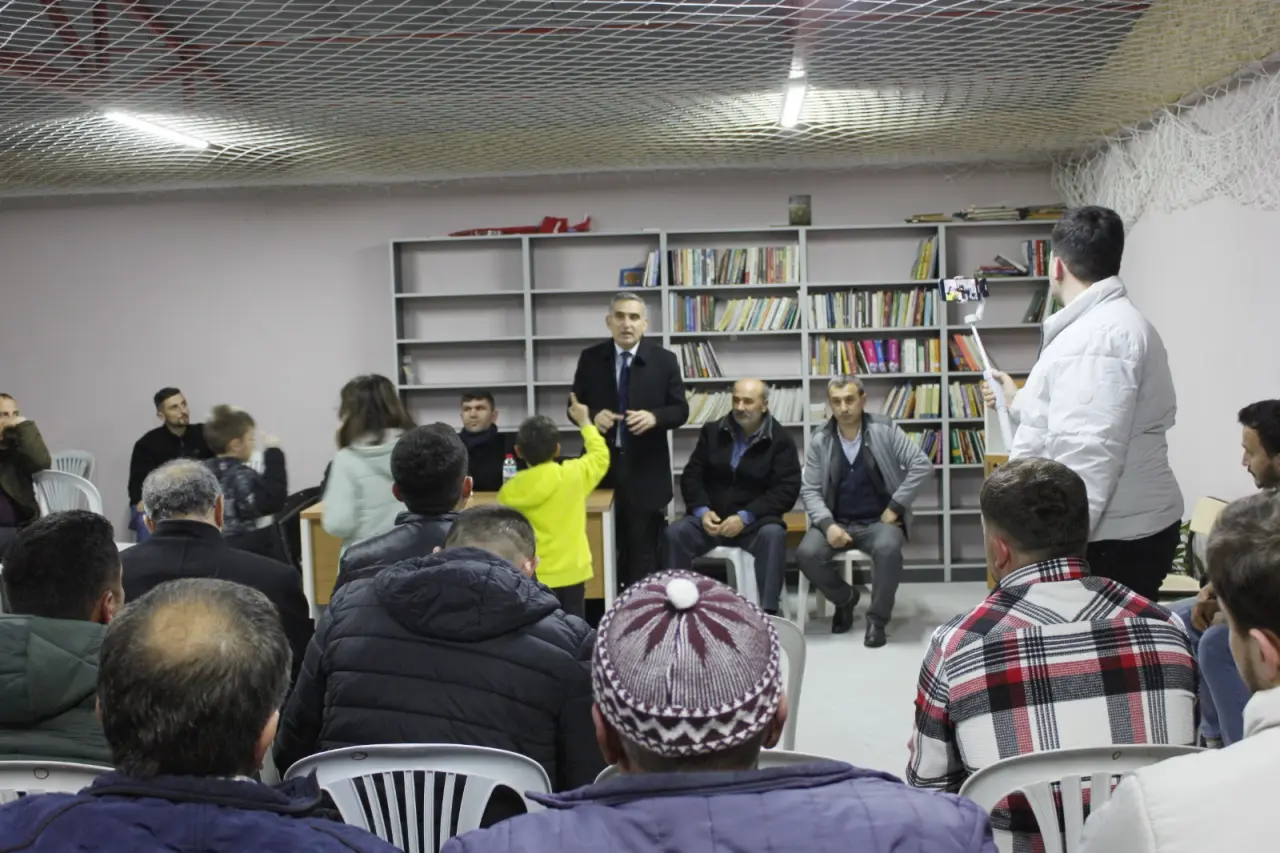 Haber: Başkan Adayı Bayraktar: Akpınar Mahallesi'ndeyiz - Galeri-1