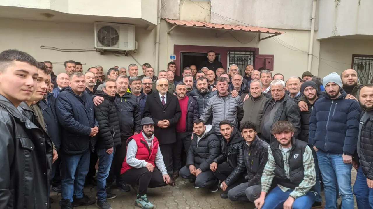 Haber: Bahadır, iki görevinden de istifa etti - Öne Çıkan