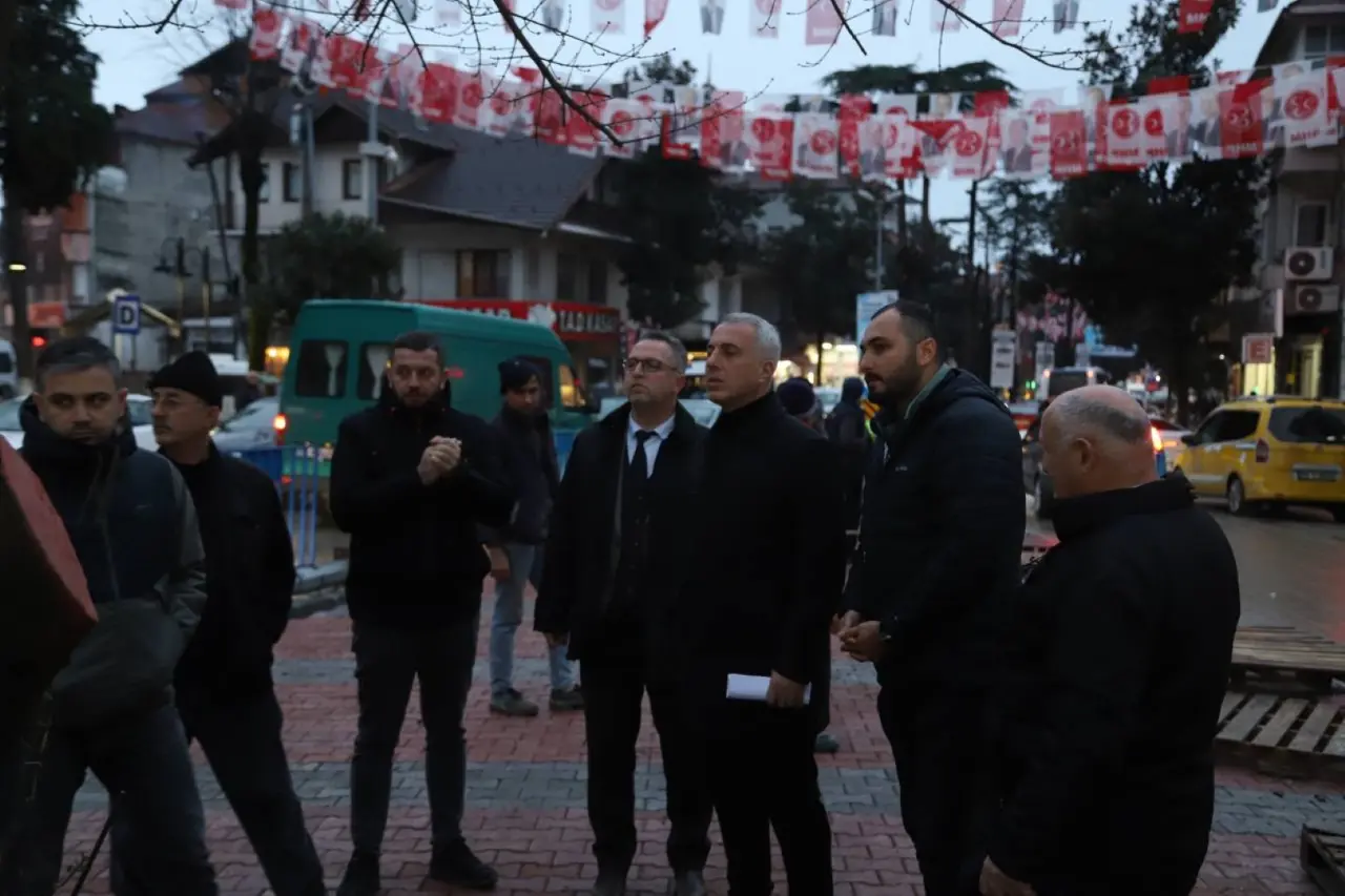 Haber: Yeni Cami Taksi Durağına düzenleme yapıldı  - Galeri-1