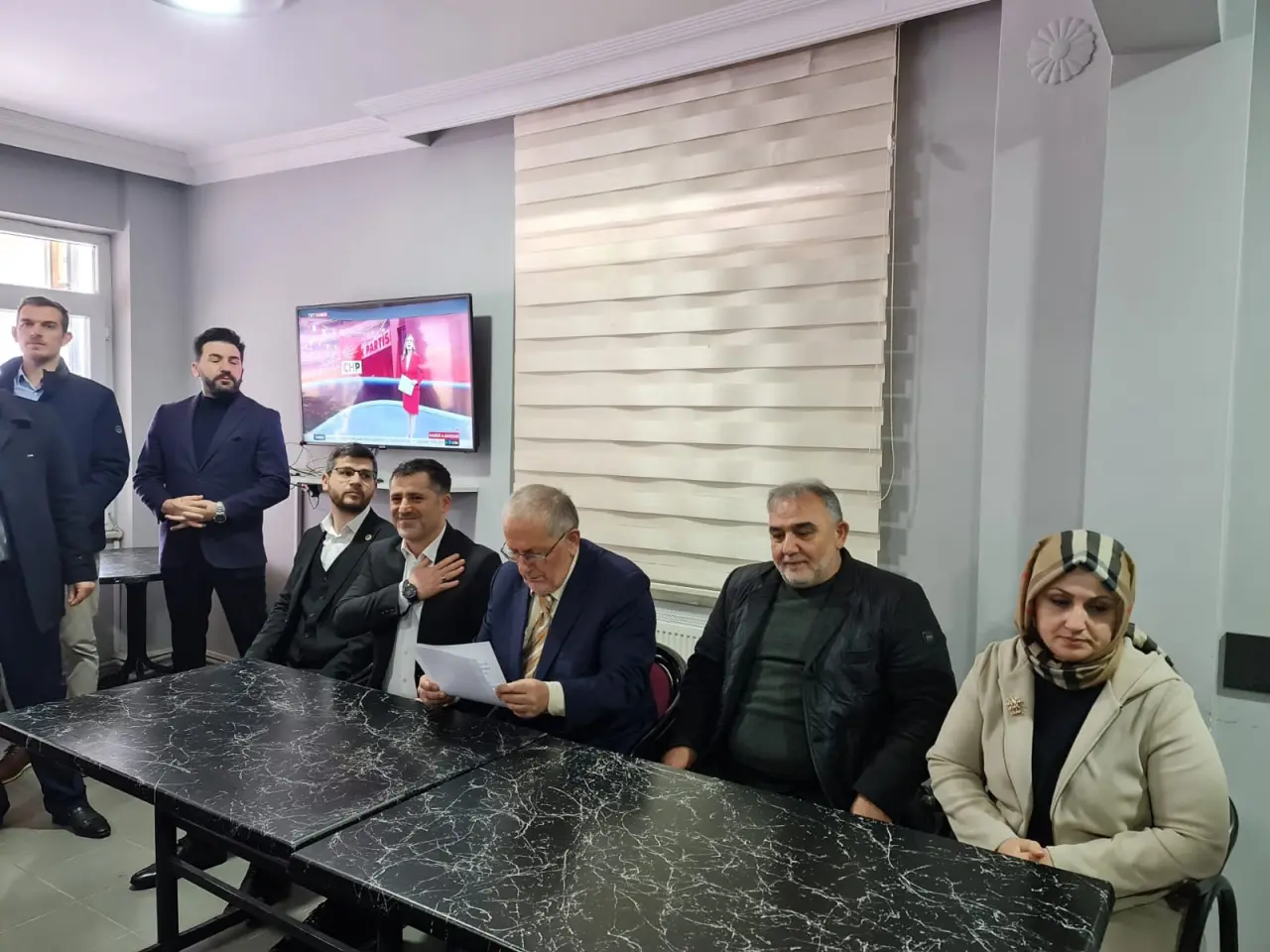 Haber: AK Parti Hendek’te Öz’üne döndü - Galeri-4