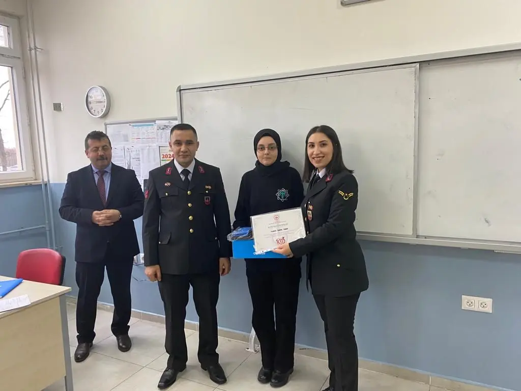 Haber: Jandarmadan dereceye girenlere hediye - Galeri-1