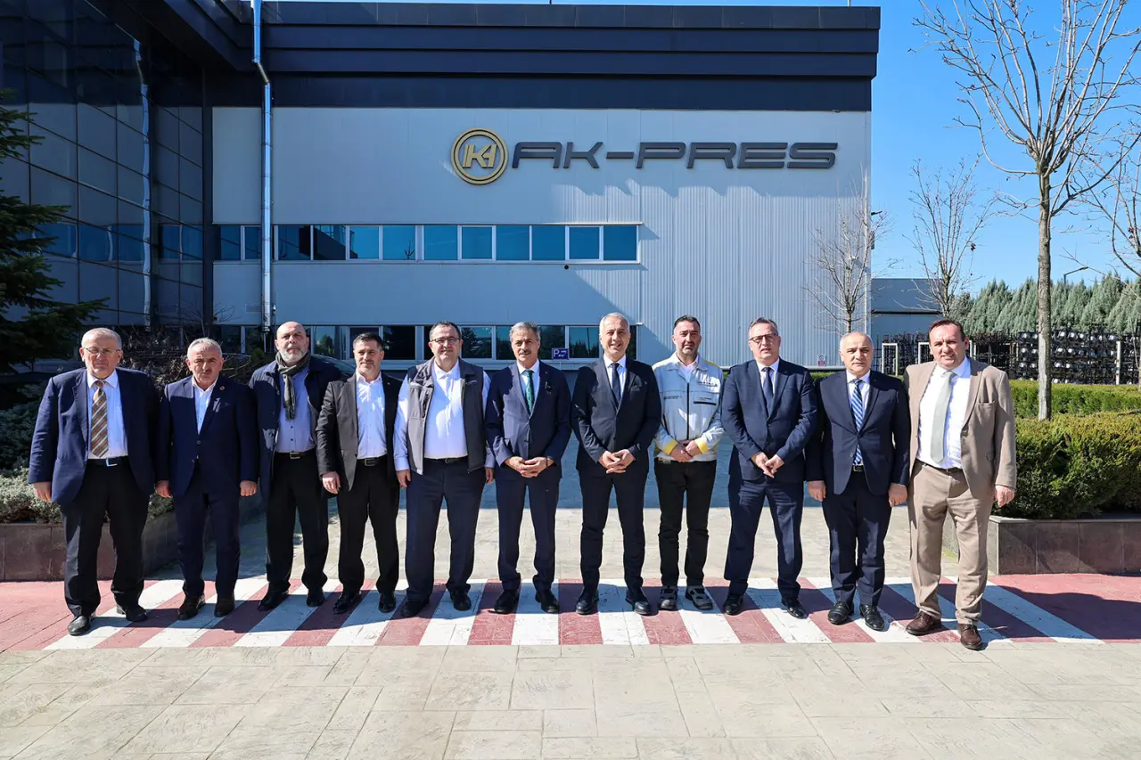 Haber: Alemdar; Projelerimizle Hendek’te gelişime ivme kazandıracağız - Galeri-1