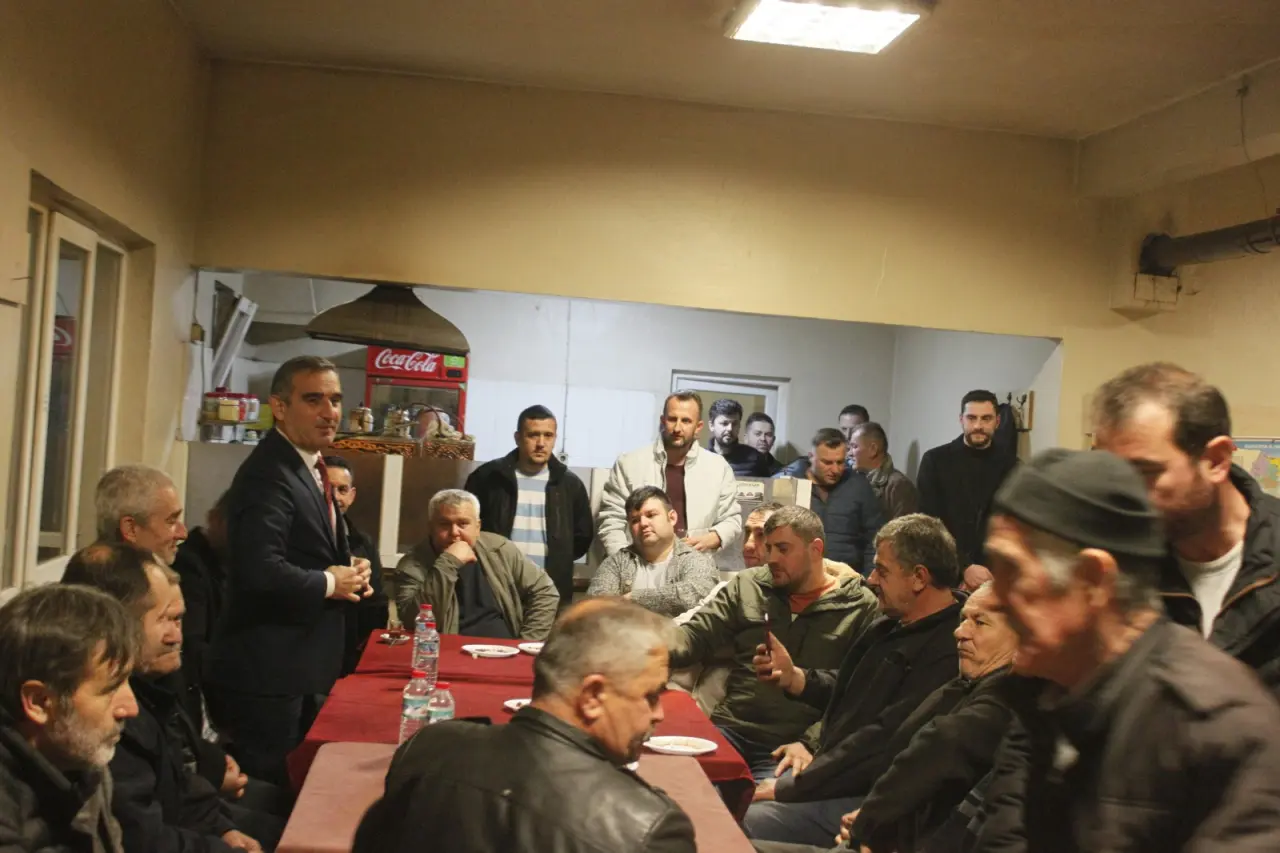Haber: Bayraktar’dan Dört Mahalleye ziyaret - Galeri-4
