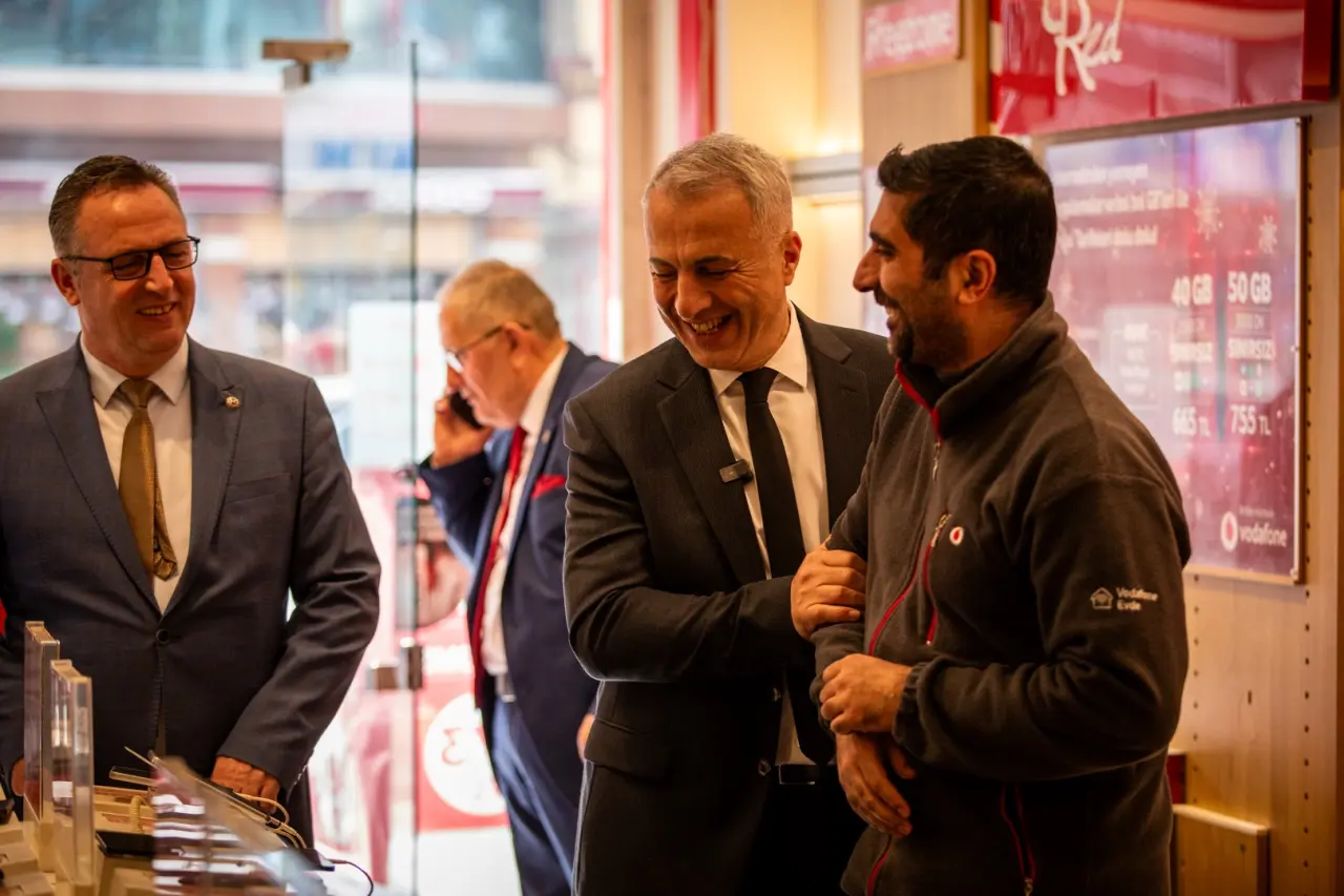 Haber: HENDEK GÜMBÜR GÜMBÜR “BİZİM TURGUT” - Galeri-1