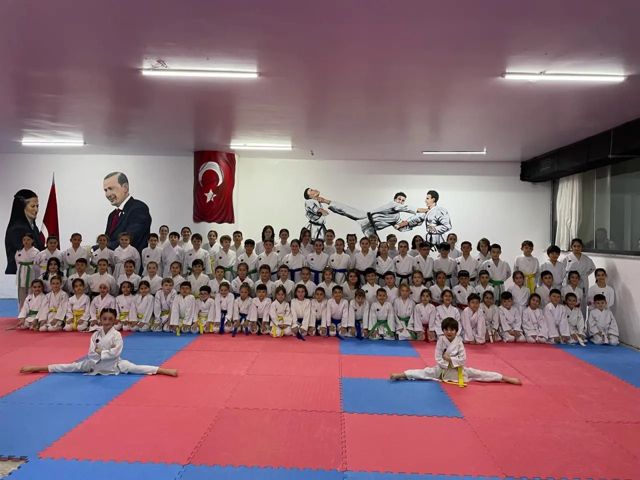 Haber: Hendekli karateciler terfi etti - Öne Çıkan