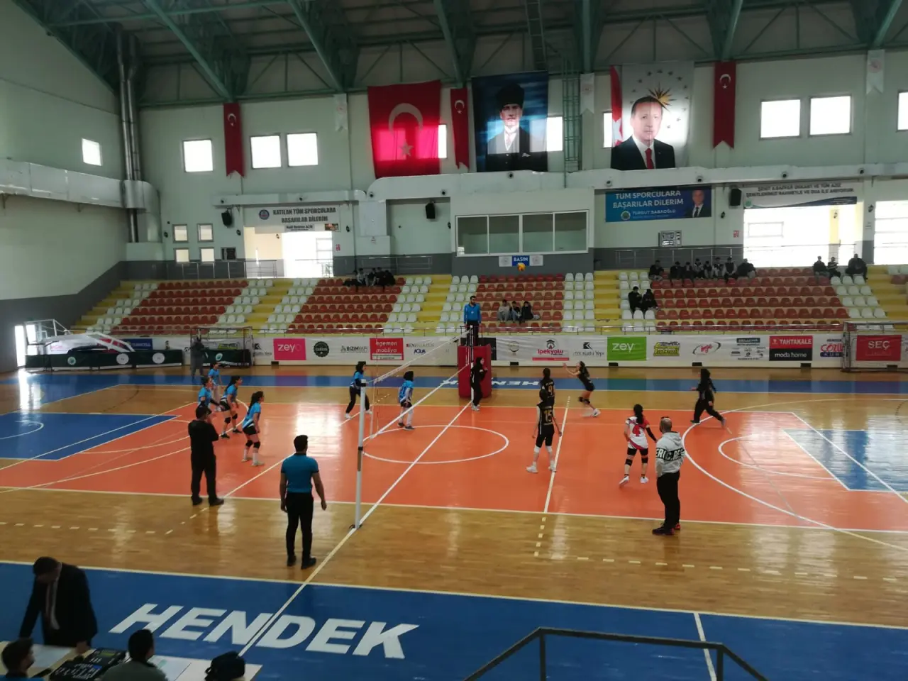 Haber: Genç Kızlar Voleybol şampiyonu belli oldu - Galeri-2