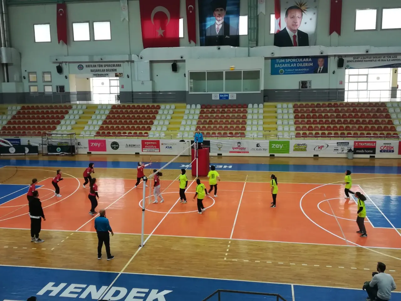 Haber: Genç Kızlar Voleybol şampiyonu belli oldu - Galeri-1