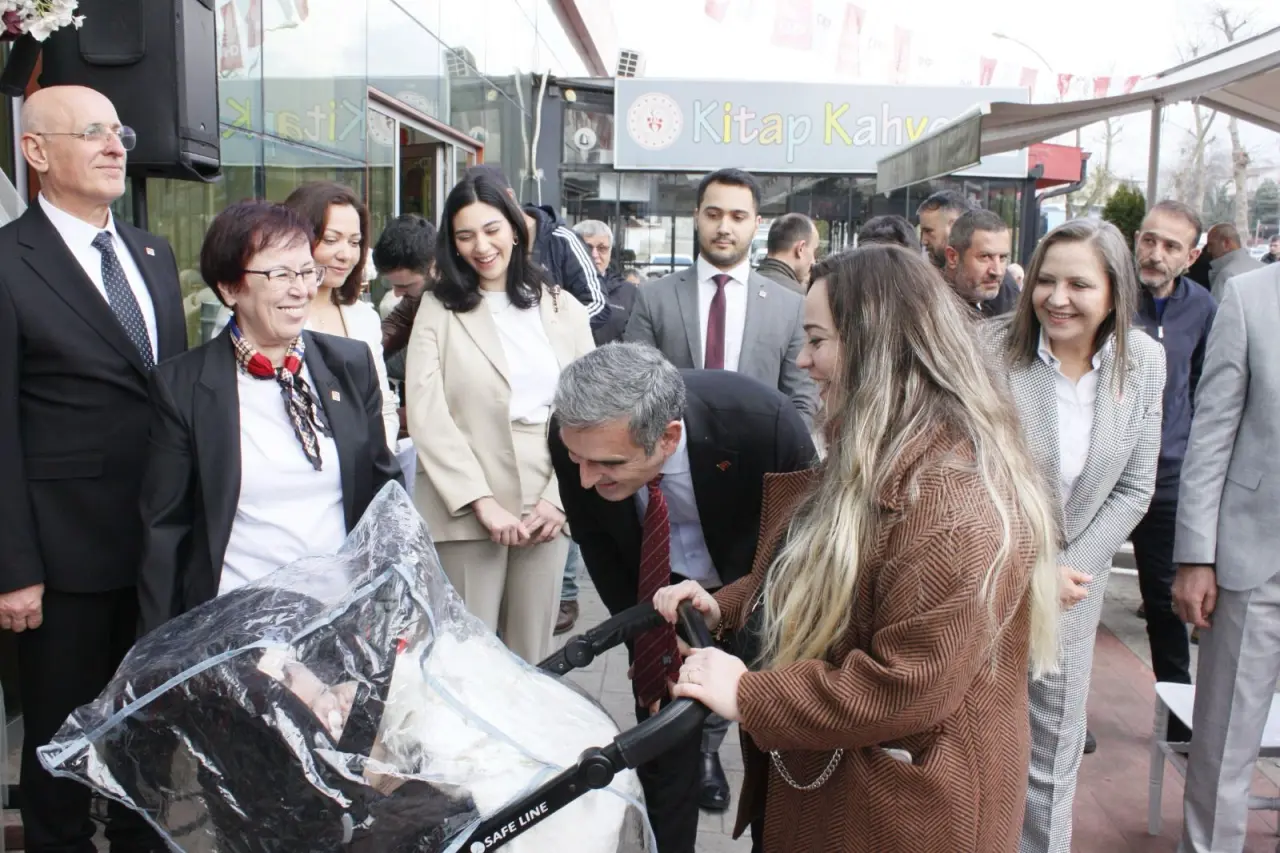 Haber: Bayraktar ekibini ve projelerini tanıttı  - Galeri-11