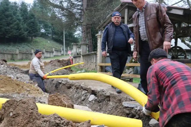 İKRAMİYE MAHALLESİ’NDE DOĞAL GAZ SEVİNCİ